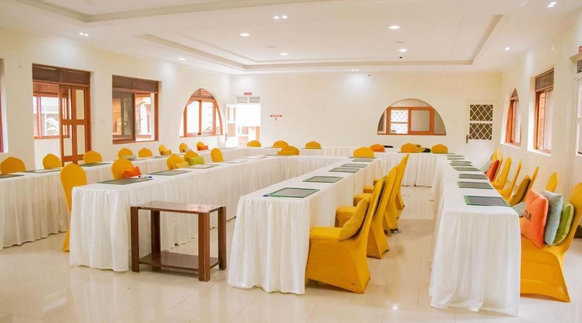Country Lake Resort Garuga Entebbe Dış mekan fotoğraf