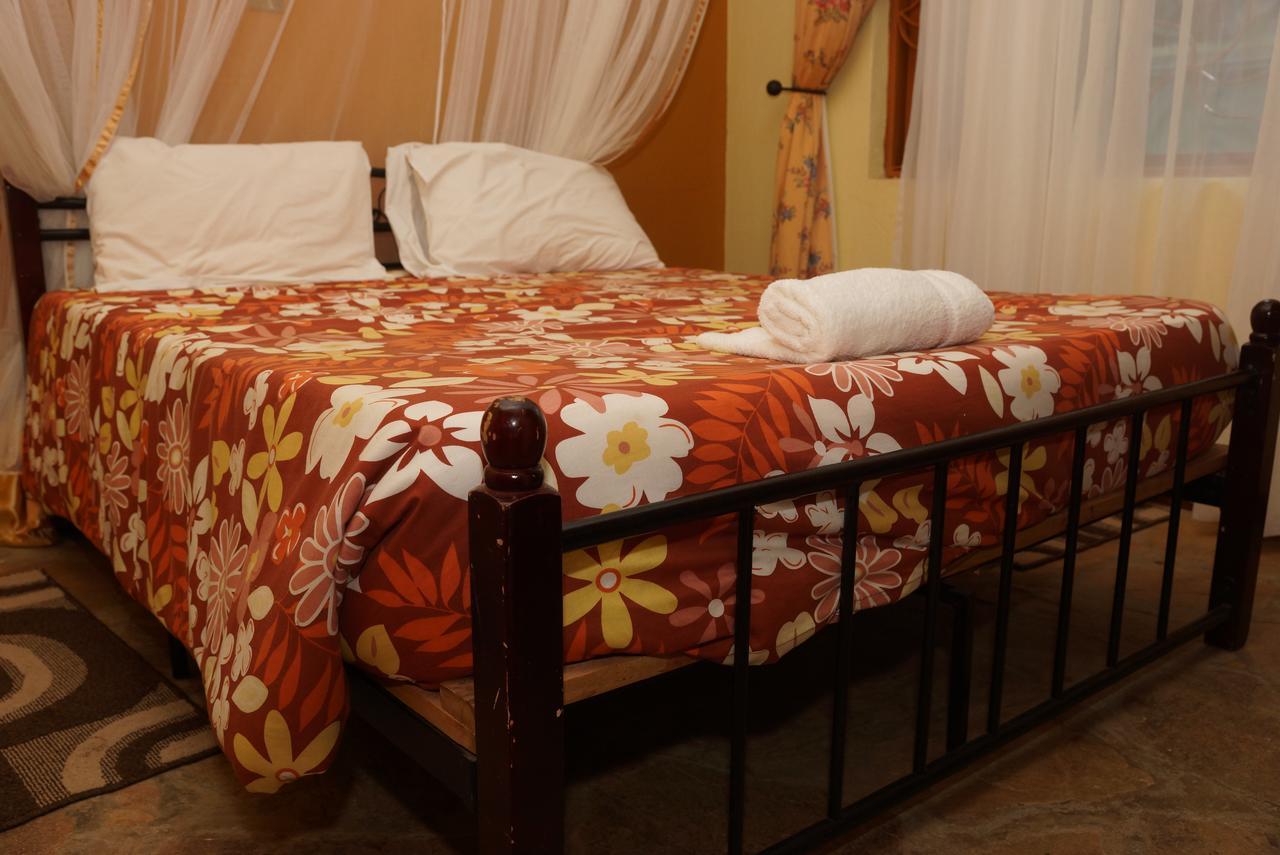 Country Lake Resort Garuga Entebbe Dış mekan fotoğraf